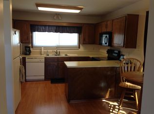 15405 W St, Omaha, NE 68137