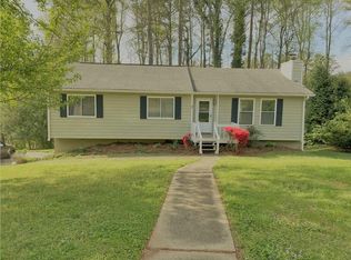 4121 W Pointe Dr NW, Marietta, GA 30152