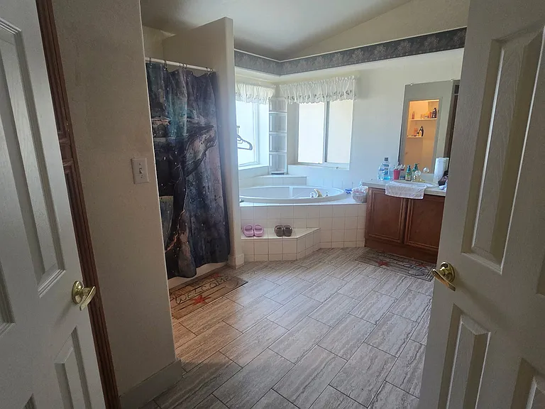 1315 Monroe St — Photo 5