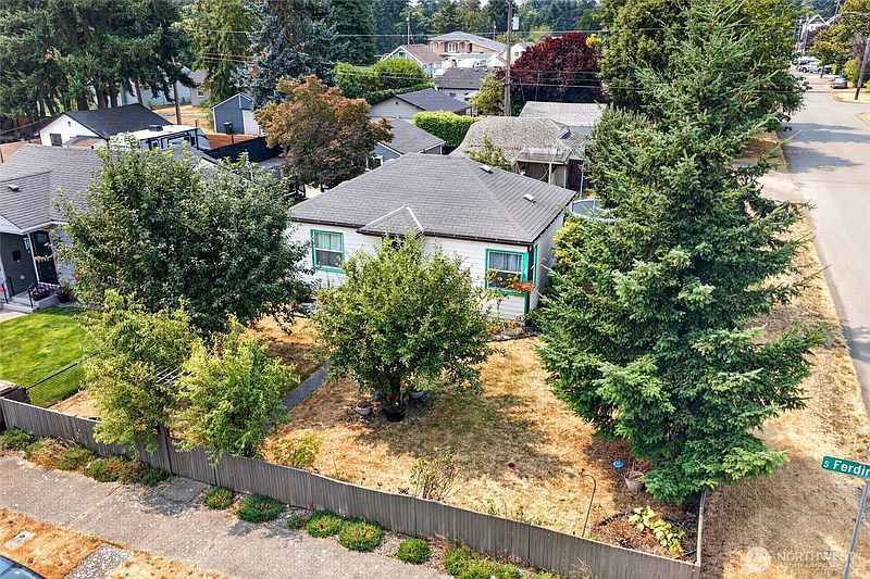 2nd image of 6802 S Ferdinand Street