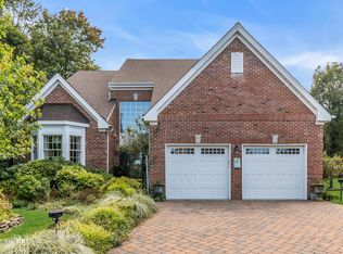 20 Windward Way, Red Bank, NJ 07701