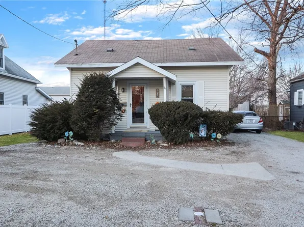 2716 Marshall Ave, Mattoon, IL 61938