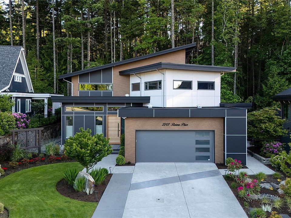 1st image of 2207 Riviera Pl