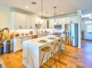 24 Prestwick Ln, Williamstown, NJ 08094