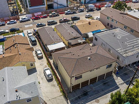 5th image of 4242 37th St