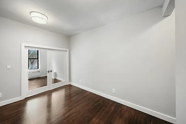 Rented by Cooper & Cooper Real Estate | media 10