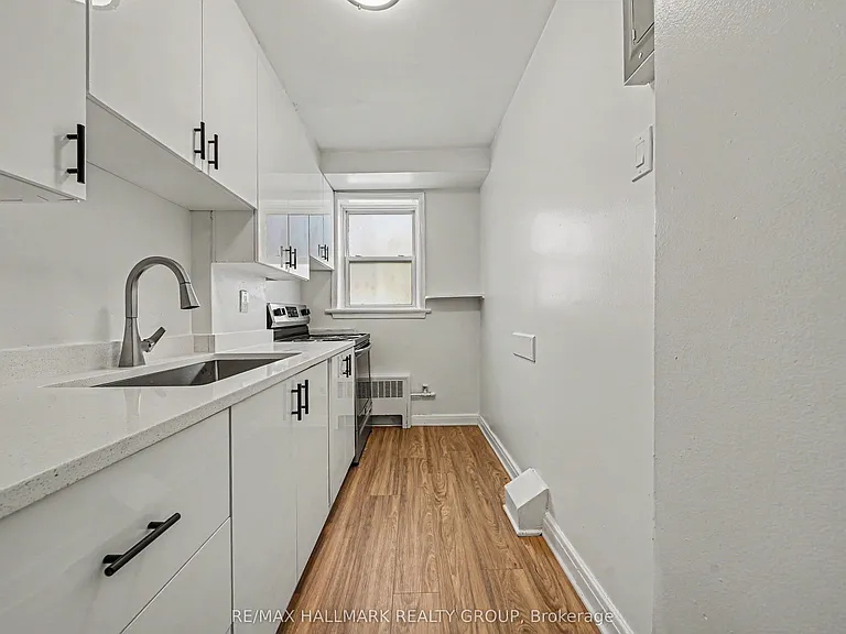 234 Frank St #2 — Photo 12
