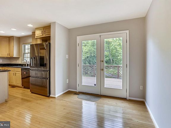 5th image of 15817 Glacier Ct