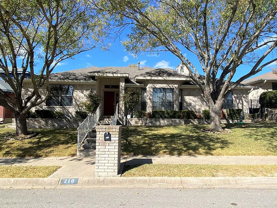 1st image of 210 Oak Hill Dr