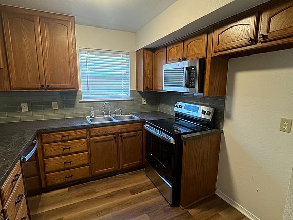 2nd image of 1614 Pecan Chase Cir APT 57