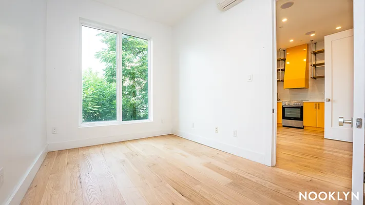 Rented by Nooklyn NYC LLC | media 6