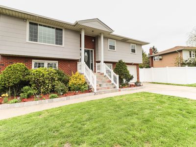 1100 Frances Dr, Valley Stream, NY, 11580