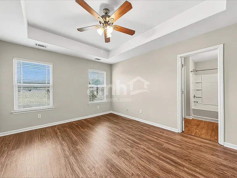 5 Miller Pond Rd — Photo 10