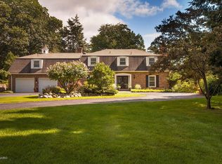 30 N Bear Lake Rd, Muskegon, MI 49445