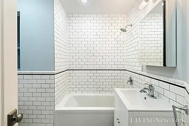 Rented by Living New York