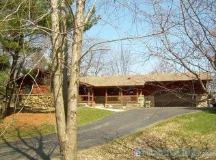 48W192 Shadetree Ct, Maple Park, IL 60151