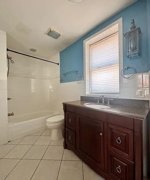 69 Miller Ave #1R — Photo 4