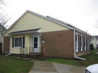 37003 Brynford Dr, Clinton Township, MI 48036