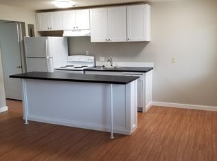 611 N 41st St APT 8, Seattle, WA 98103