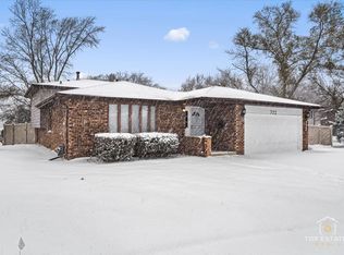 722 Kostner Ave, Matteson, IL 60443
