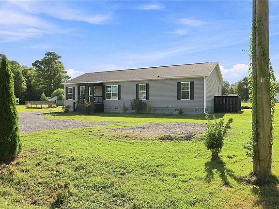 3rd image of 220 Kingsale Rd