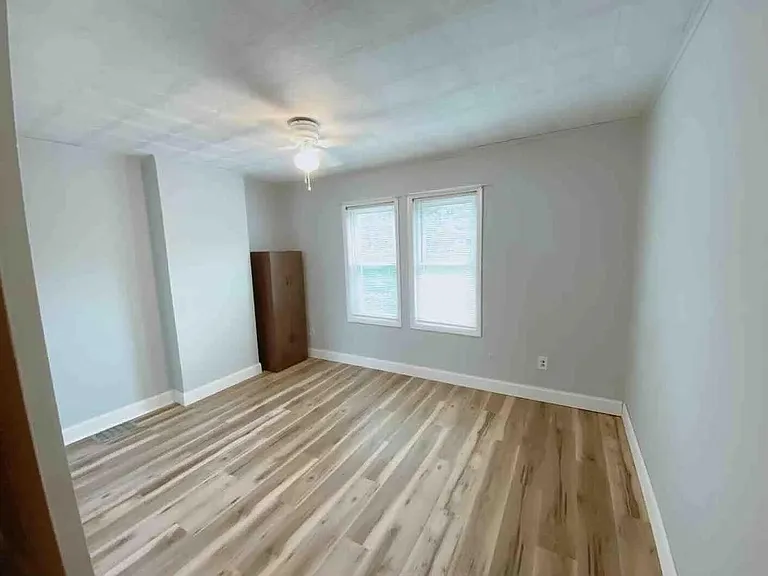 6825 Hegerman St — Photo 6