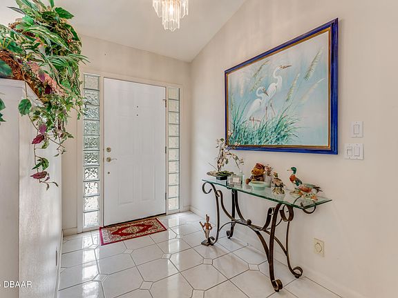 5th image of 67 Kingsley Ln