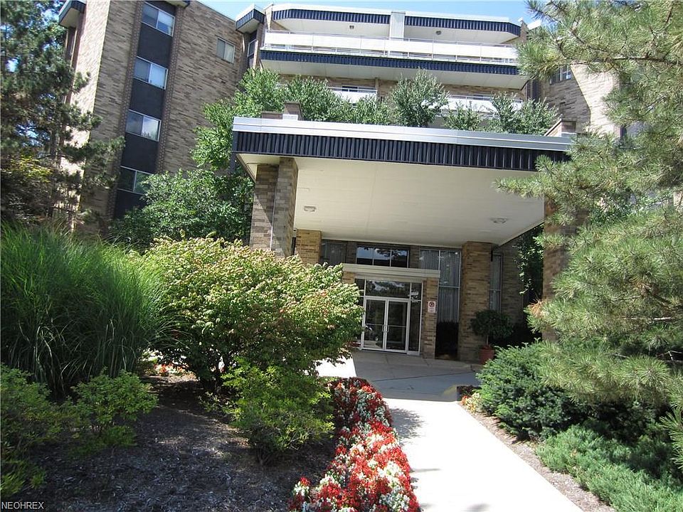 1st image of 2112 Acacia Park Dr APT 321