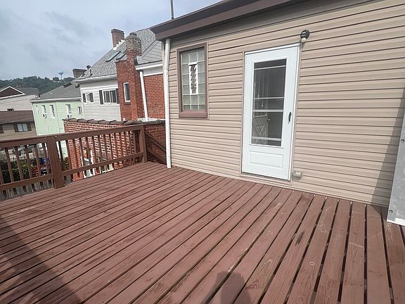 3rd image of 513 Edmond St #2