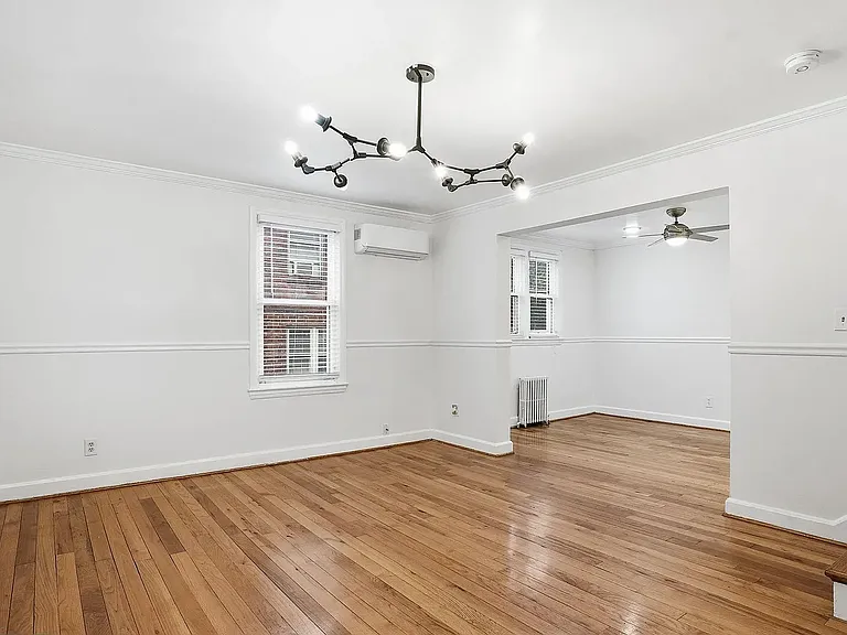 742 Congress St SE — Photo 1