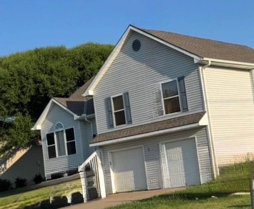 1st image of 15575 126th St