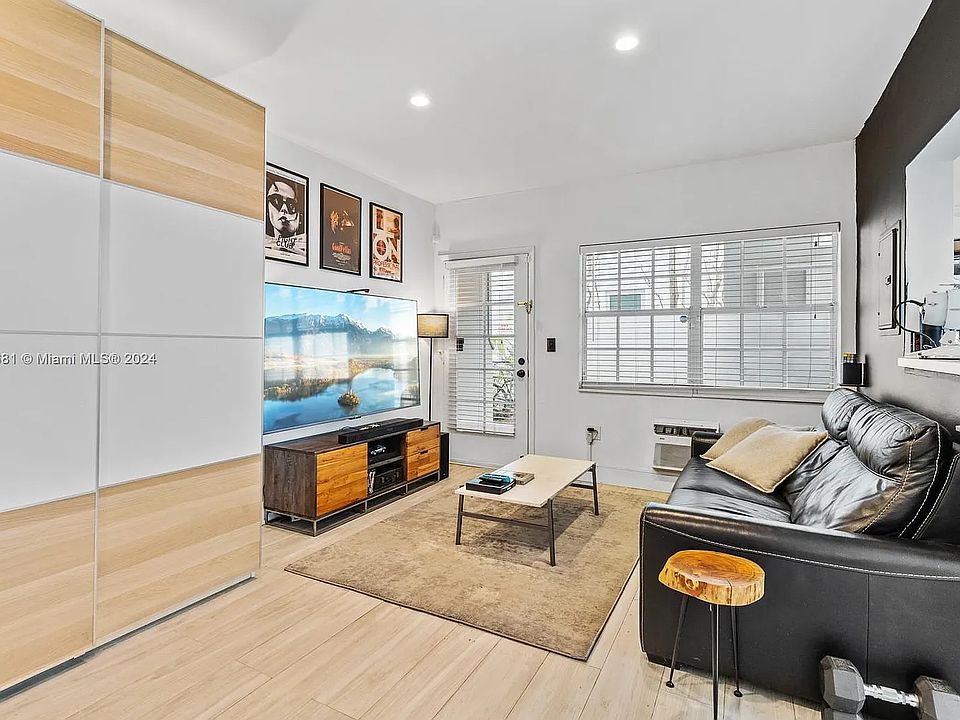 1st image of 1611 West Ave APT 1
