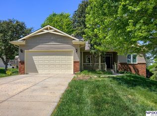 5748 N 80th St, Omaha, NE 68134