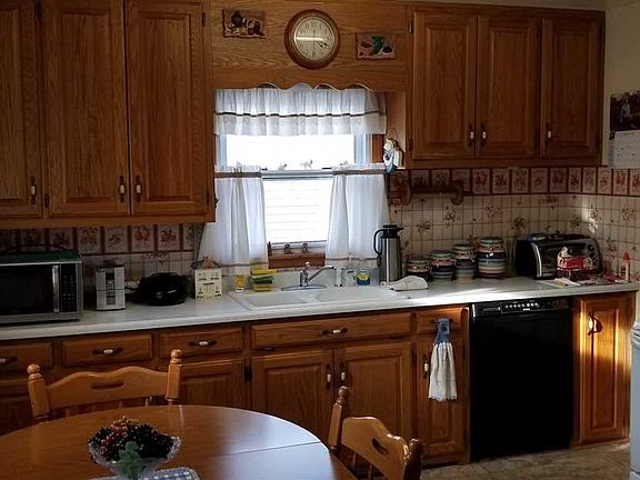 5th image of 816 N Alvord Blvd