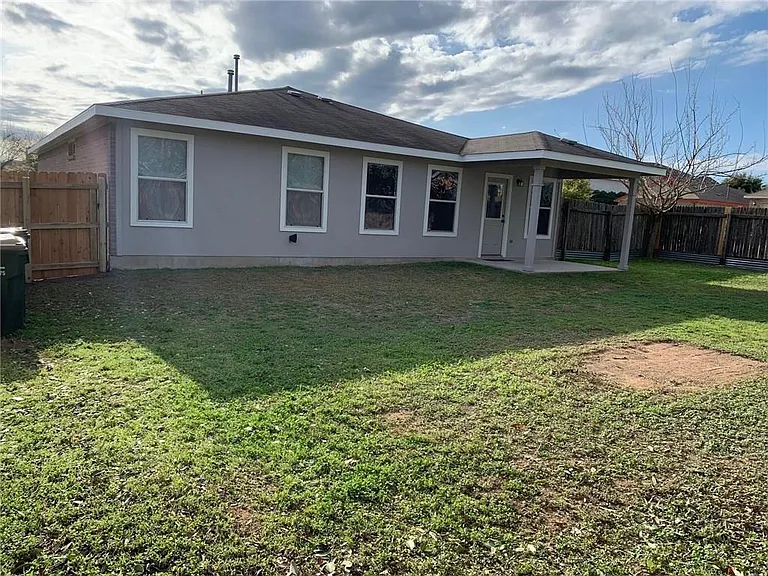 144 Star Of Texas Dr — Photo 12