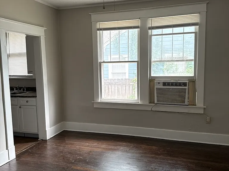 3528 Bowen Ave — Photo 5