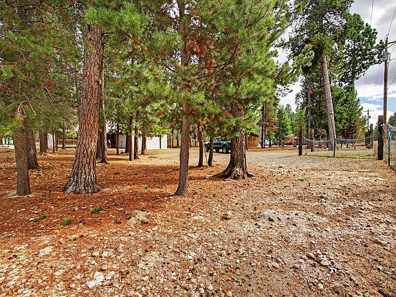 2nd image of 51992 Dorrance Meadow Rd