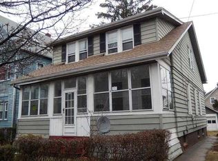 1873 State St, Hamden, CT 06517
