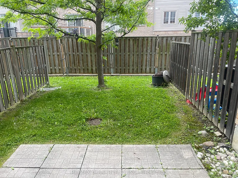 6 Cailiff St — Photo 12