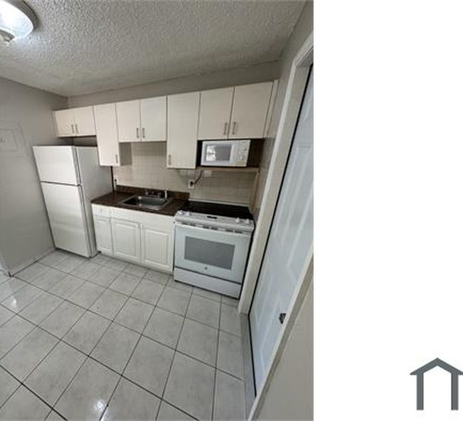 1577 NW 3rd Way, photo 7