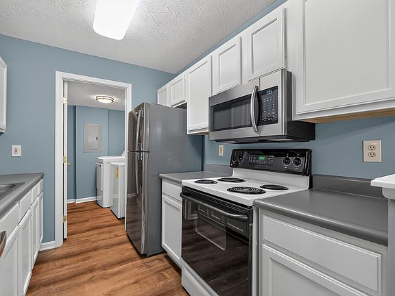 2nd image of 145 Dale Hollow Dr APT 2