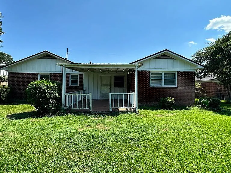 2766 N Barksdale Dr — Photo 16