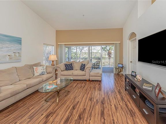 5th image of 422 Sunset Lake Blvd APT 201