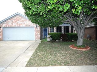8613 Stetson Dr, Fort Worth, TX 76244