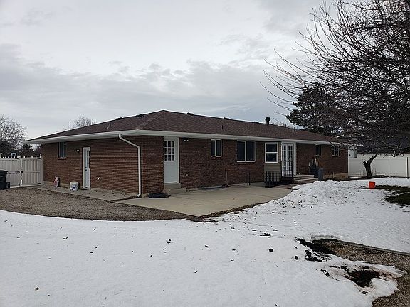 2nd image of 2319 W Bonanza Ct
