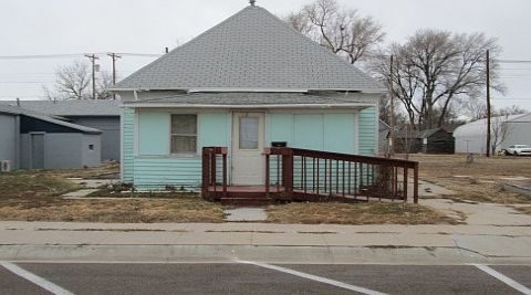 Small Home/Large Lot