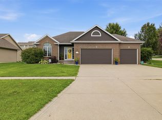 4103 NE Briarwood Dr, Ankeny, IA 50021