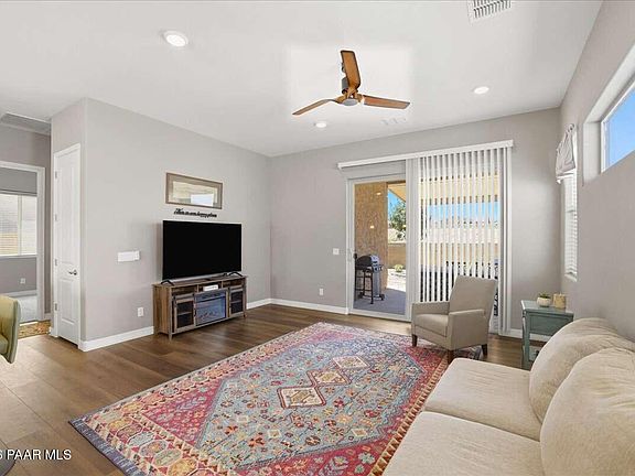 4th image of 4890 N Pemberley St