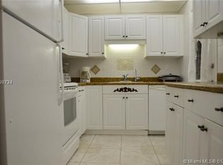 17001 NE 13th Ave APT 102, Miami, FL 33162