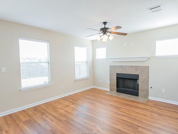 5th image of 15137 Pidmont Ln
